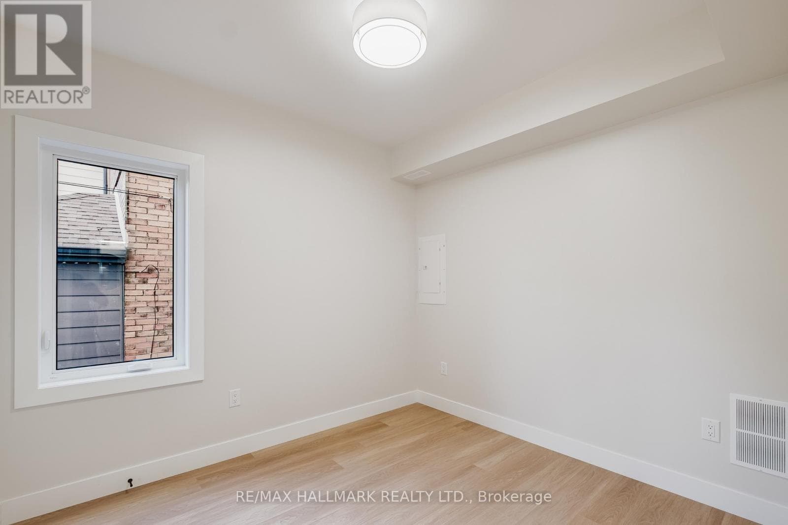 Multi-family at 3- 37 MILVERTON Boulevard, Toronto (Danforth), Ontario - Photo 10 - RE/MAX Garden City Realty