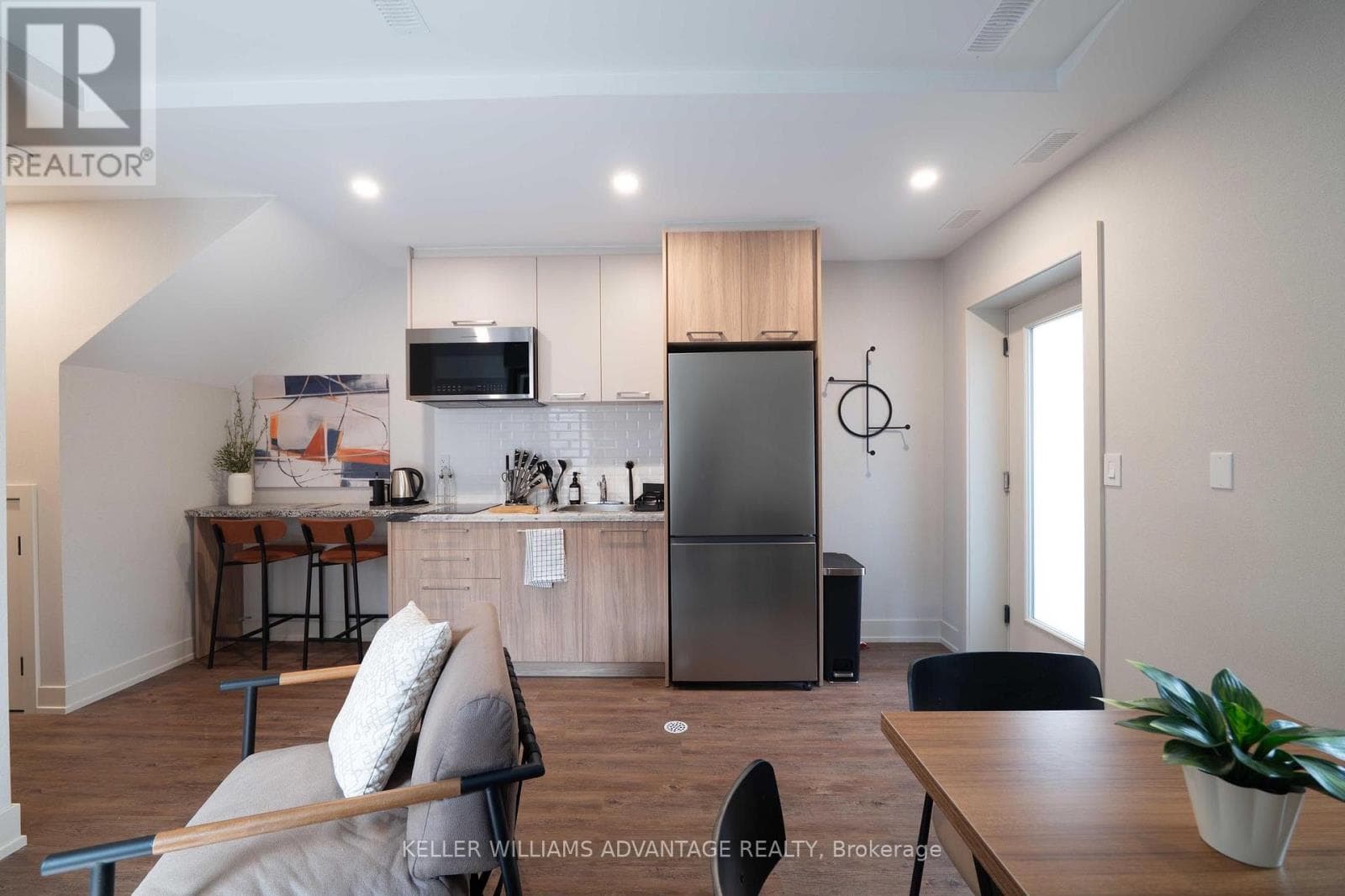 Single Family at 3- 23 Ross Street, Toronto (Kensington-Chinatown), Ontario - Photo 3 - RE/MAX Garden City Realty
