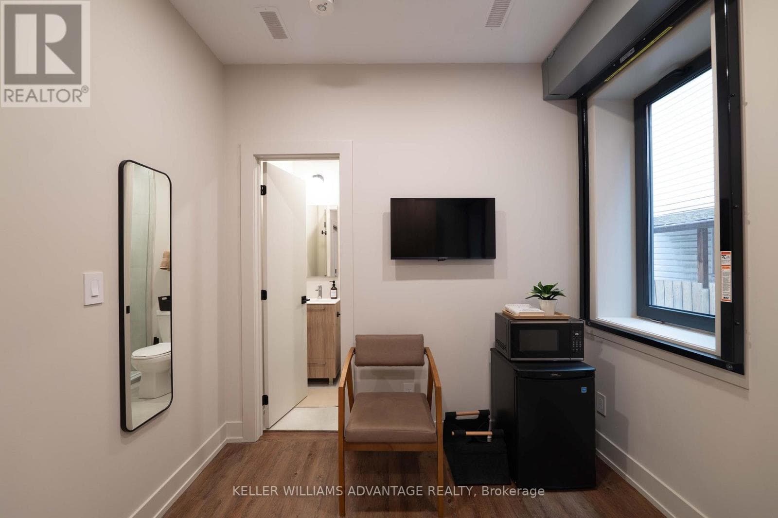 Single Family at 3- 23 Ross Street, Toronto (Kensington-Chinatown), Ontario - Photo 10 - RE/MAX Garden City Realty