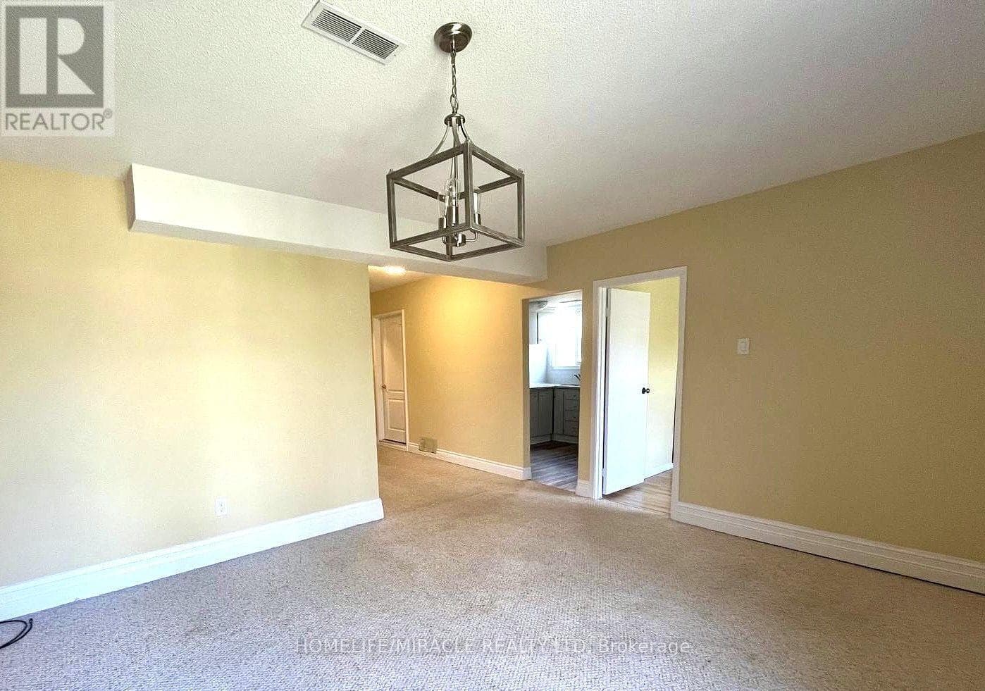 Single Family at 91 Limerick Street, Oshawa (Vanier), Ontario - Photo 4 - RE/MAX Garden City Realty