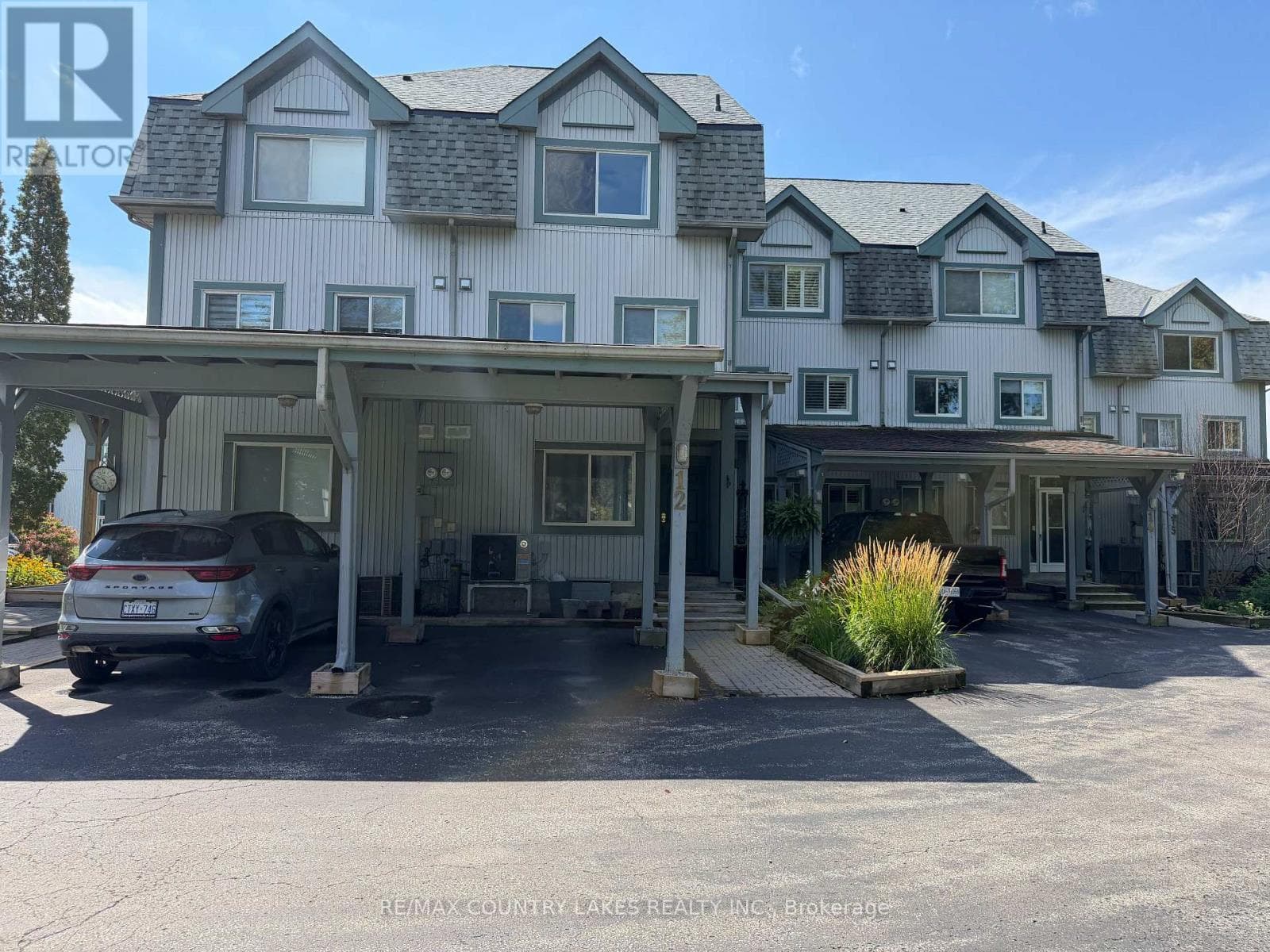 12- 30 Laguna Parkway