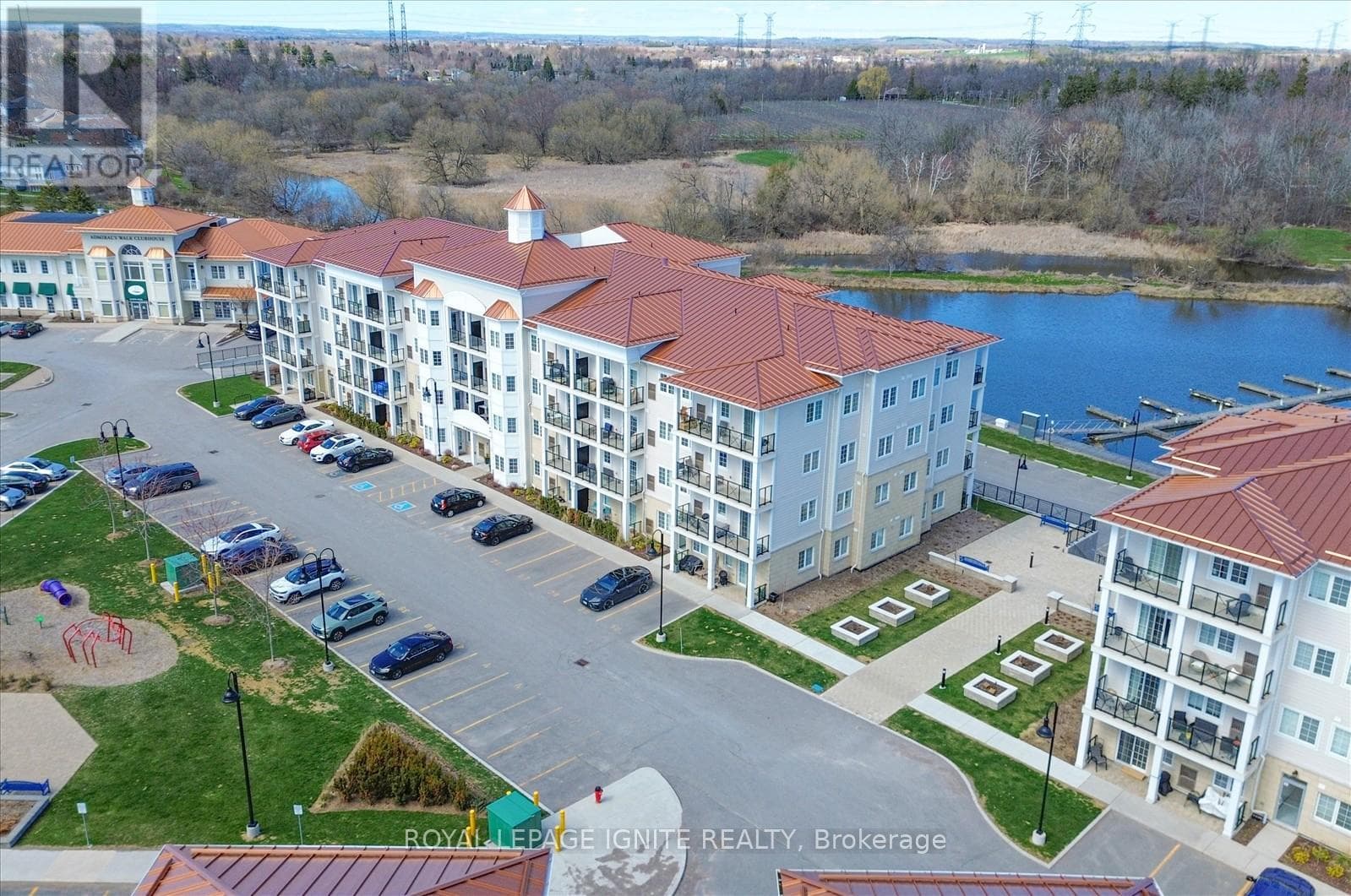 Single Family at 215- 80 Shipway Avenue, Clarington (Newcastle), Ontario - Photo 2 - RE/MAX Garden City Realty