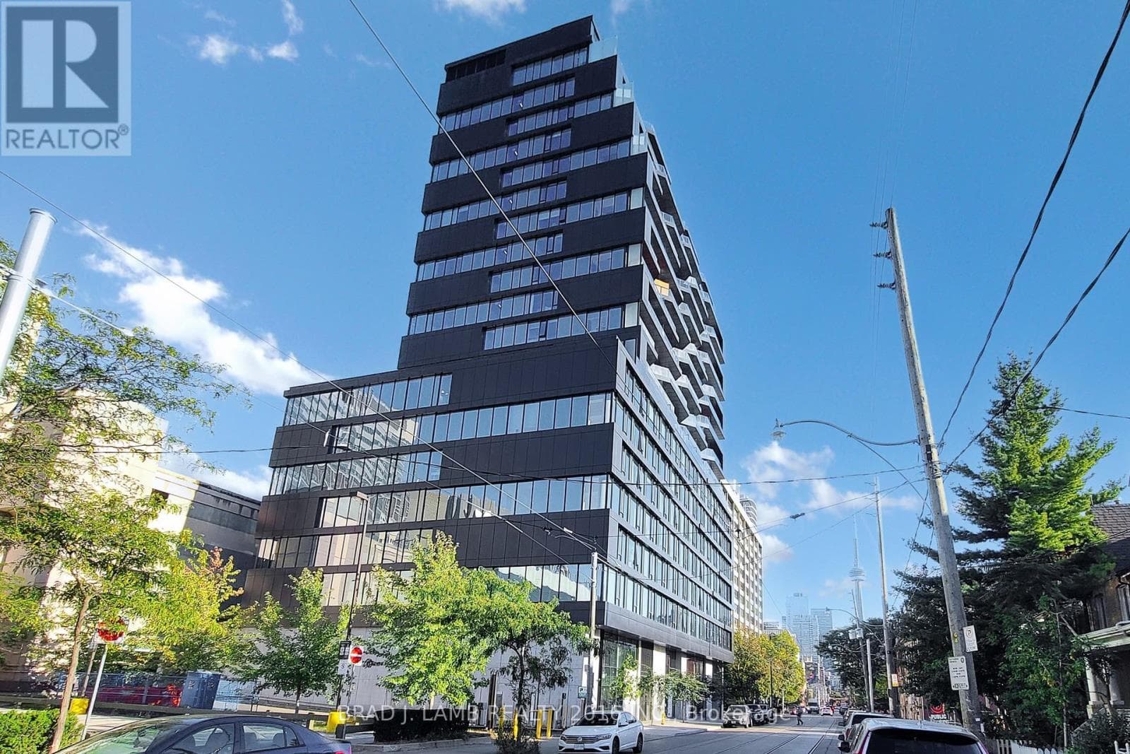 1011- 195 McCaul Street