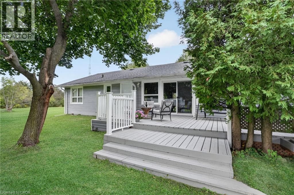Single Family at 3294 SOUTH GRIMSBY ROAD 7, West Lincoln, Ontario - Photo 5 - RE/MAX Garden City Realty