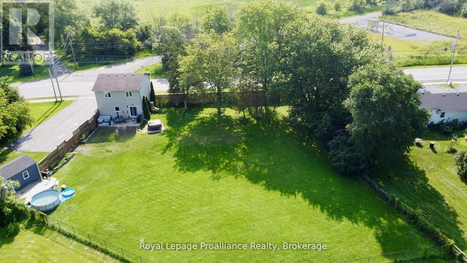 Single Family at 465 Cannifton Road, Belleville (Thurlow Ward), Ontario - Photo 6 - RE/MAX Garden City Realty