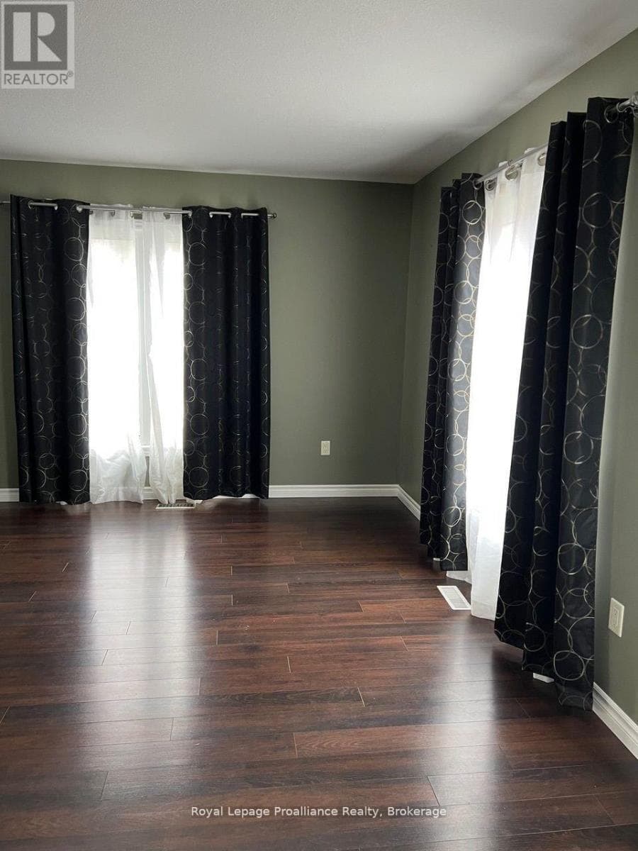 Single Family at 465 Cannifton Road, Belleville (Thurlow Ward), Ontario - Photo 7 - RE/MAX Garden City Realty