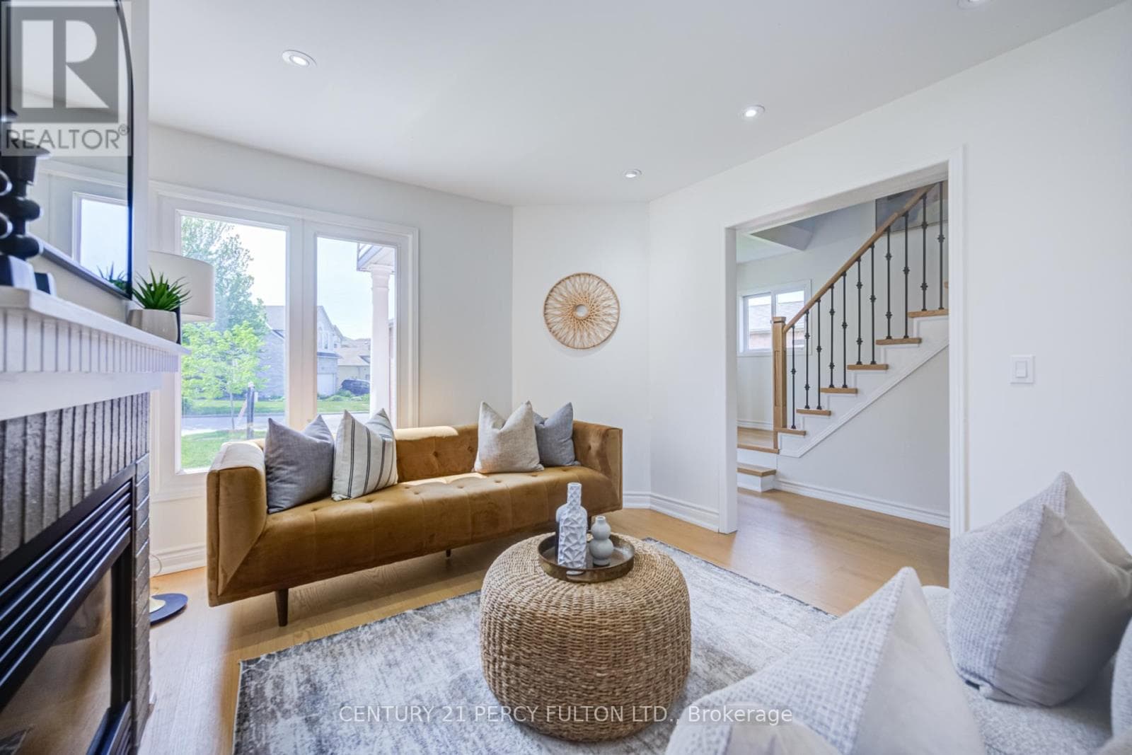 Single Family at 611 Atwood Crescent, Pickering (West Shore), Ontario - Photo 8 - RE/MAX Garden City Realty