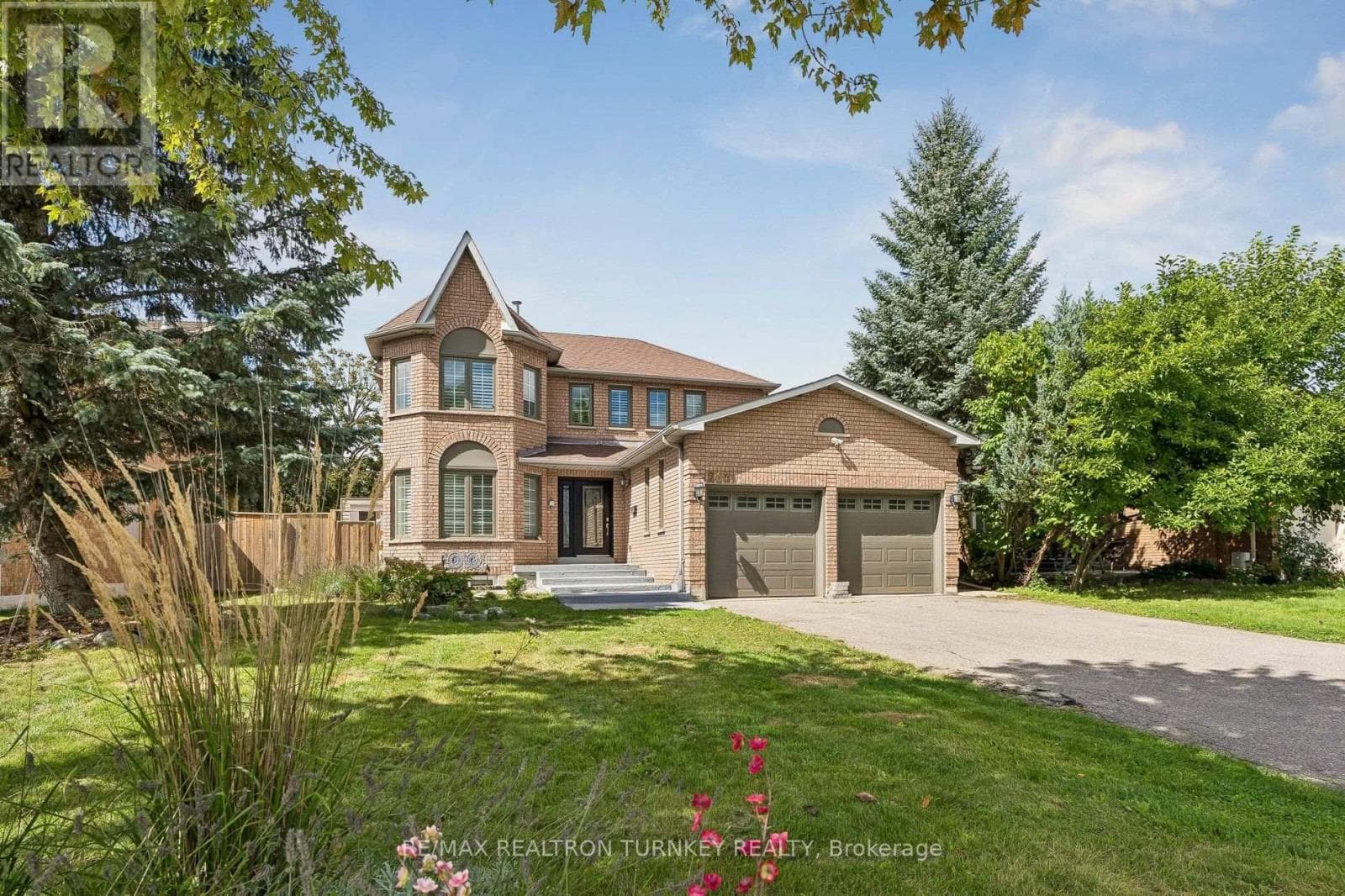 263 Chambers Crescent