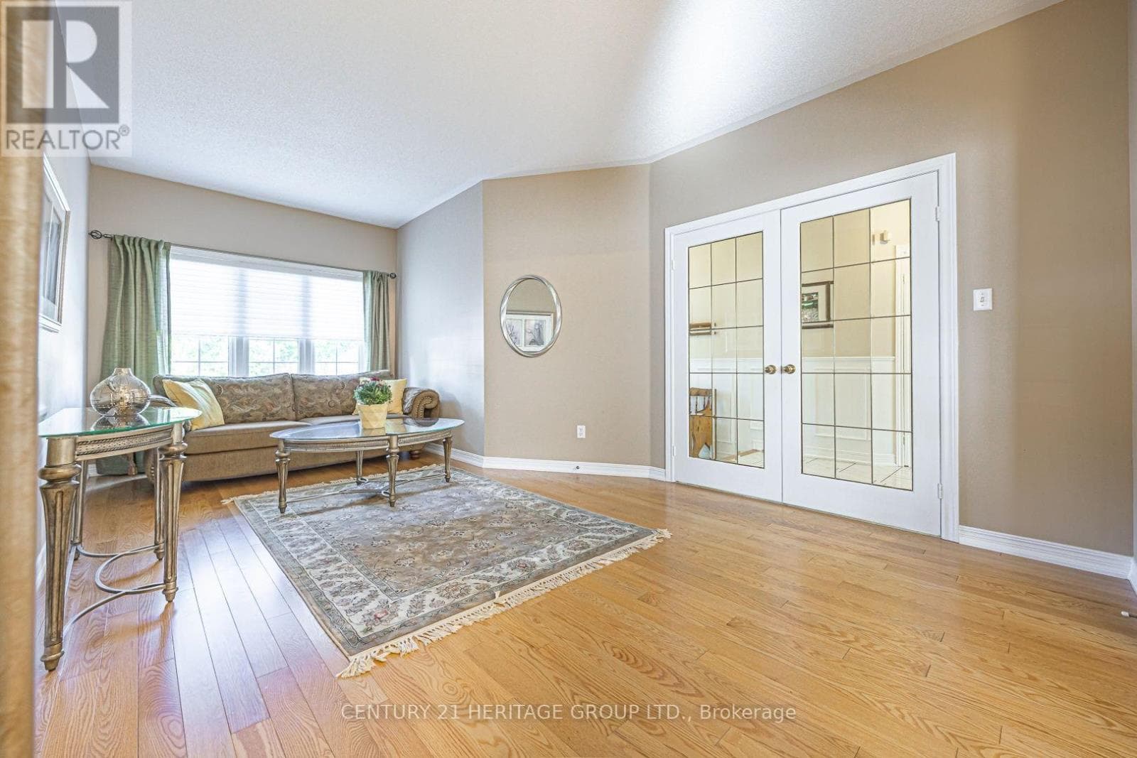 Single Family at 397 Renzius Court, Newmarket (Gorham-College Manor), Ontario - Photo 3 - RE/MAX Garden City Realty