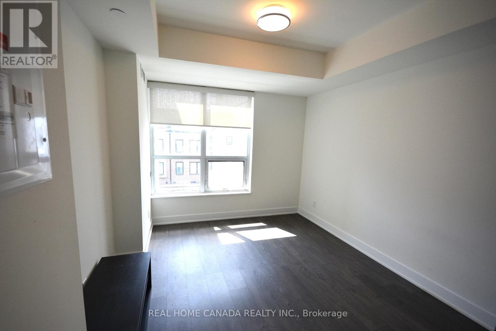 Single Family at 324- 38 Cameron Street, Toronto (Kensington-Chinatown), Ontario - Photo 5 - RE/MAX Garden City Realty