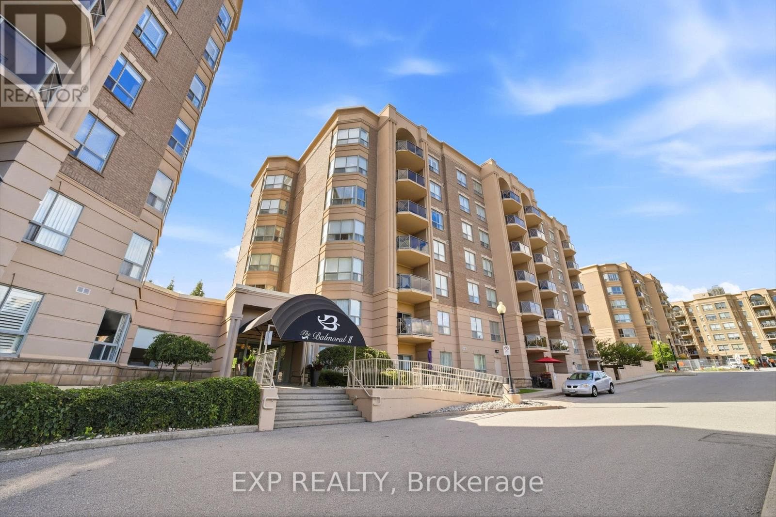 206- 2085 Amherst Heights Drive