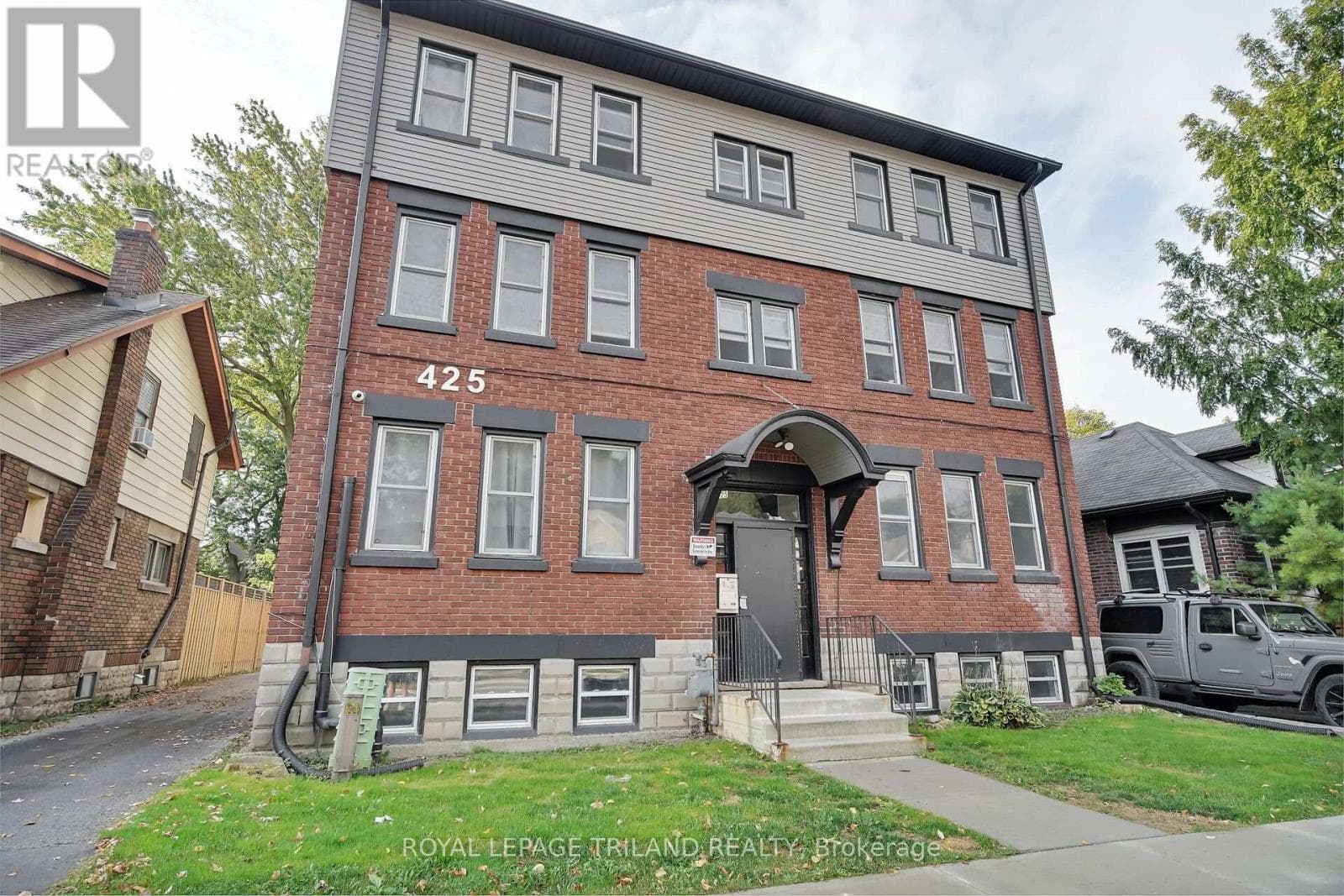 Multi-family at 10- 425 Mckenzie Avenue, London South (South F), Ontario - Photo 9 - RE/MAX Garden City Realty
