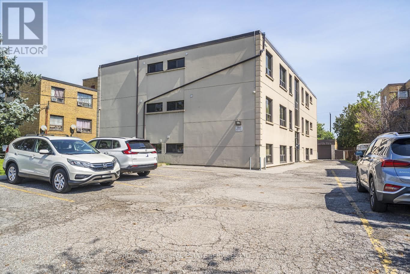 Multi-family at 1A- 2637 Keele Street, Toronto (Maple Leaf), Ontario - Photo 4 - RE/MAX Garden City Realty