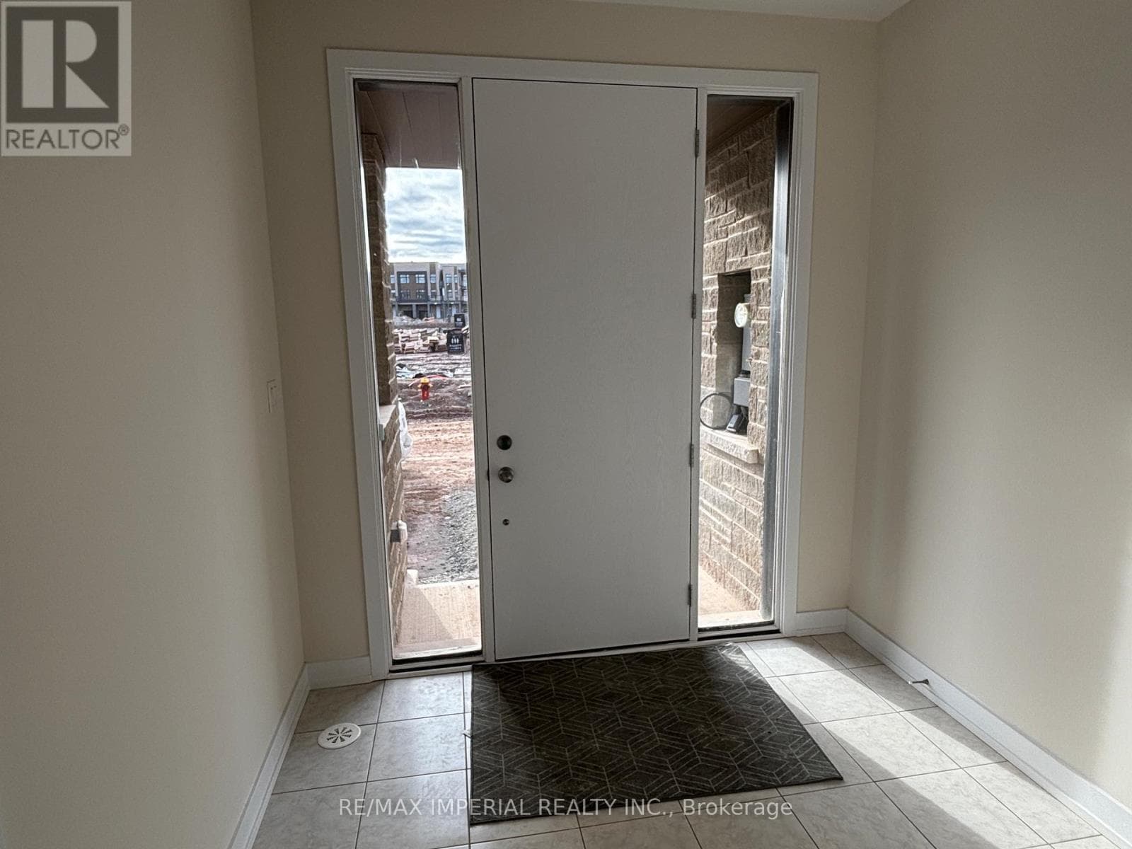 Single Family at 3085 Welsman Gardens, Oakville (JM Joshua Meadows), Ontario - Photo 2 - RE/MAX Garden City Realty