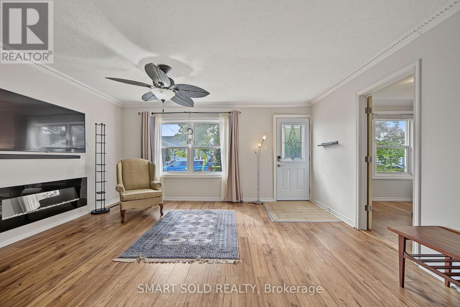 Single Family at 7 Elmwood Avenue, St. Catharines (E. Chester), Ontario - Photo 10 - RE/MAX Garden City Realty
