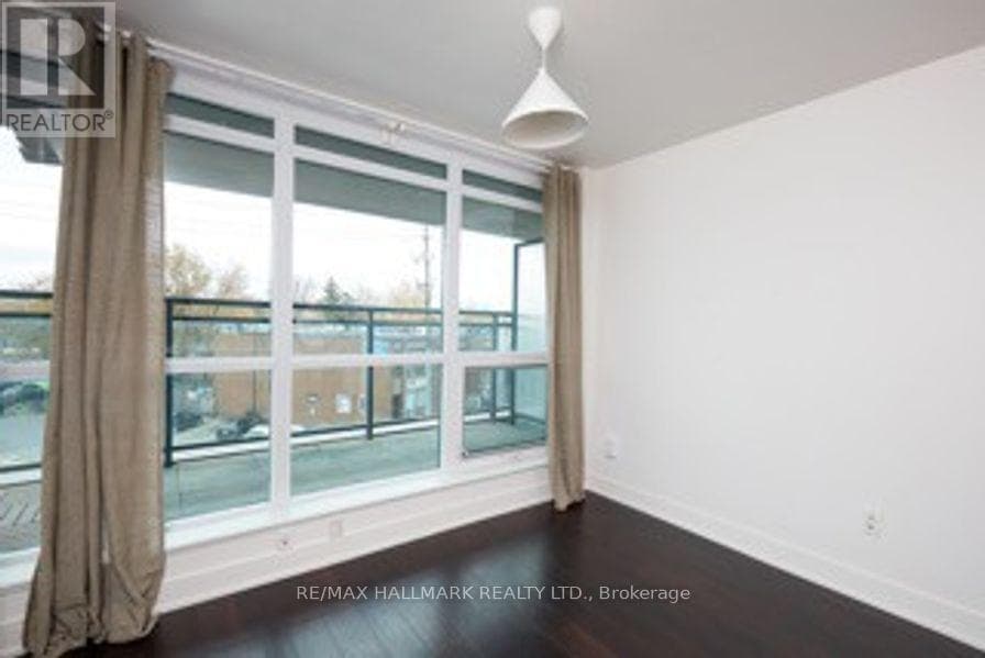 Single Family at 306- 1048 Broadview Avenue, Toronto (Broadview North), Ontario - Photo 10 - RE/MAX Garden City Realty