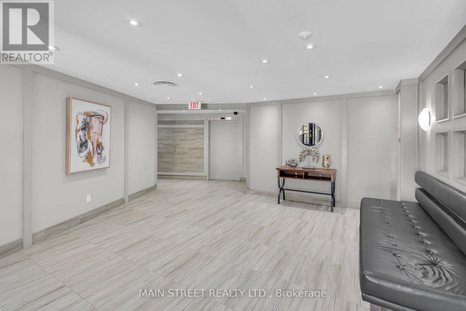 Single Family at 1008- 260 Davis Drive, Newmarket (Central Newmarket), Ontario - Photo 5 - RE/MAX Garden City Realty