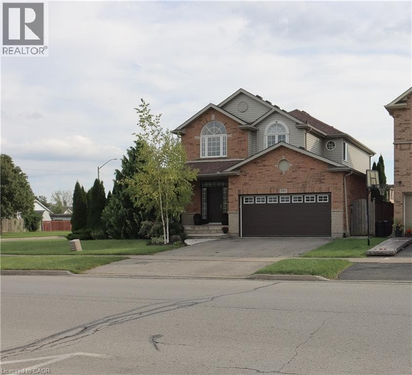 Single Family at 349 WINTERBERRY Boulevard, Thorold, Ontario - Photo 2 - RE/MAX Garden City Realty