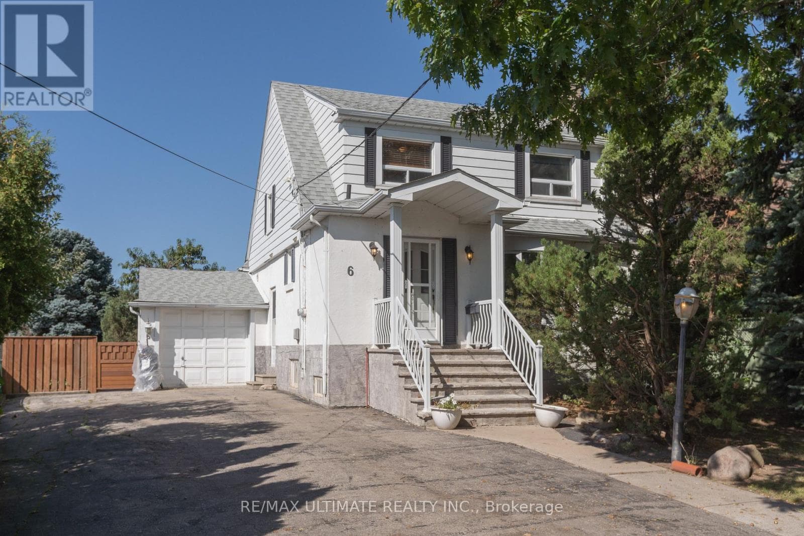 6 Redberry Parkway