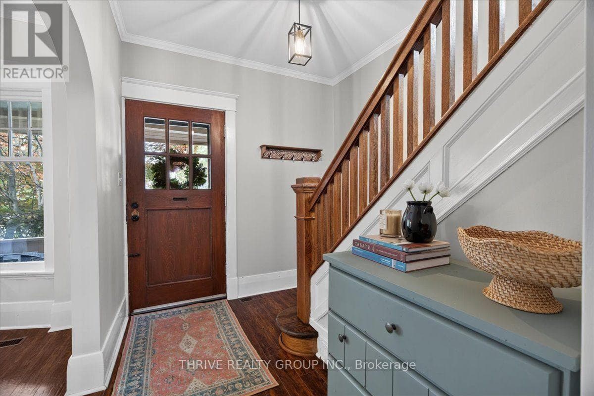 Single Family at 251 Ridout Street, London South (South F), Ontario - Photo 7 - RE/MAX Garden City Realty