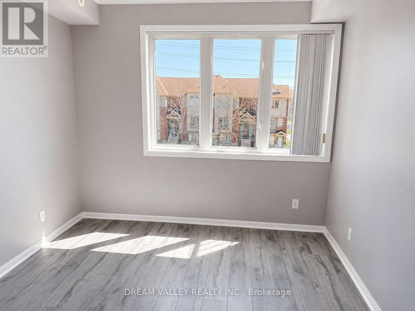 Single Family at 310- 3075 Thomas Street, Mississauga (Churchill Meadows), Ontario - Photo 6 - RE/MAX Garden City Realty