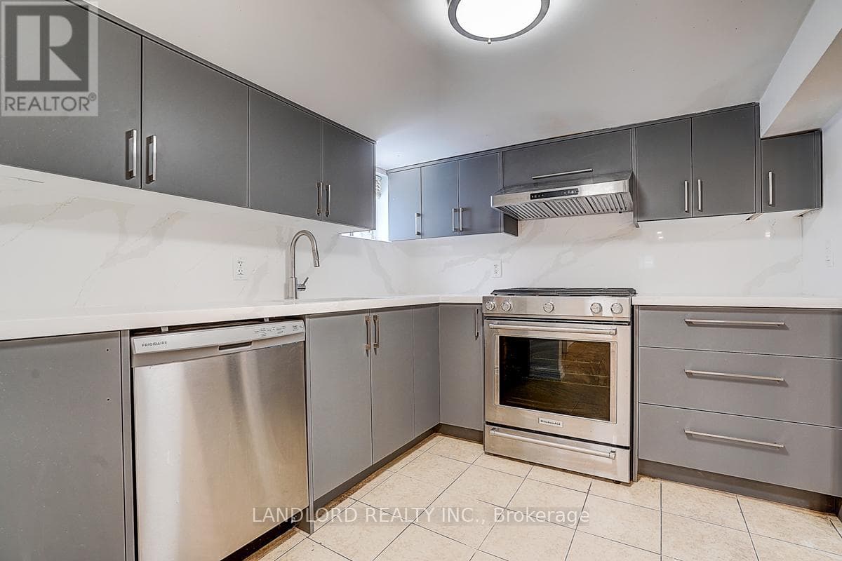 Single Family at Lower- 79 O'Connor Drive, Toronto (Broadview North), Ontario - Photo 10 - RE/MAX Garden City Realty
