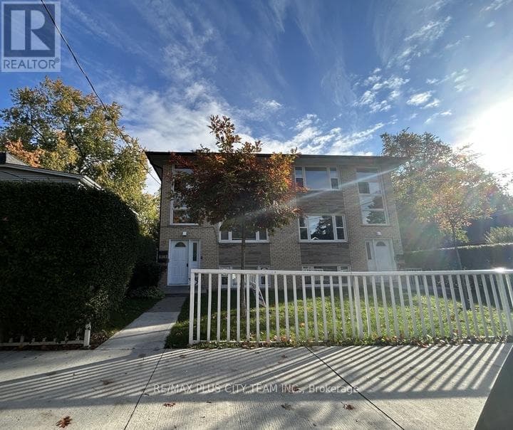 Unit 1- 11 Thirty Fifth Street