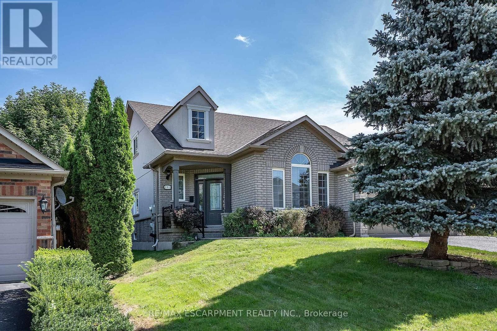 151 Moore Crescent