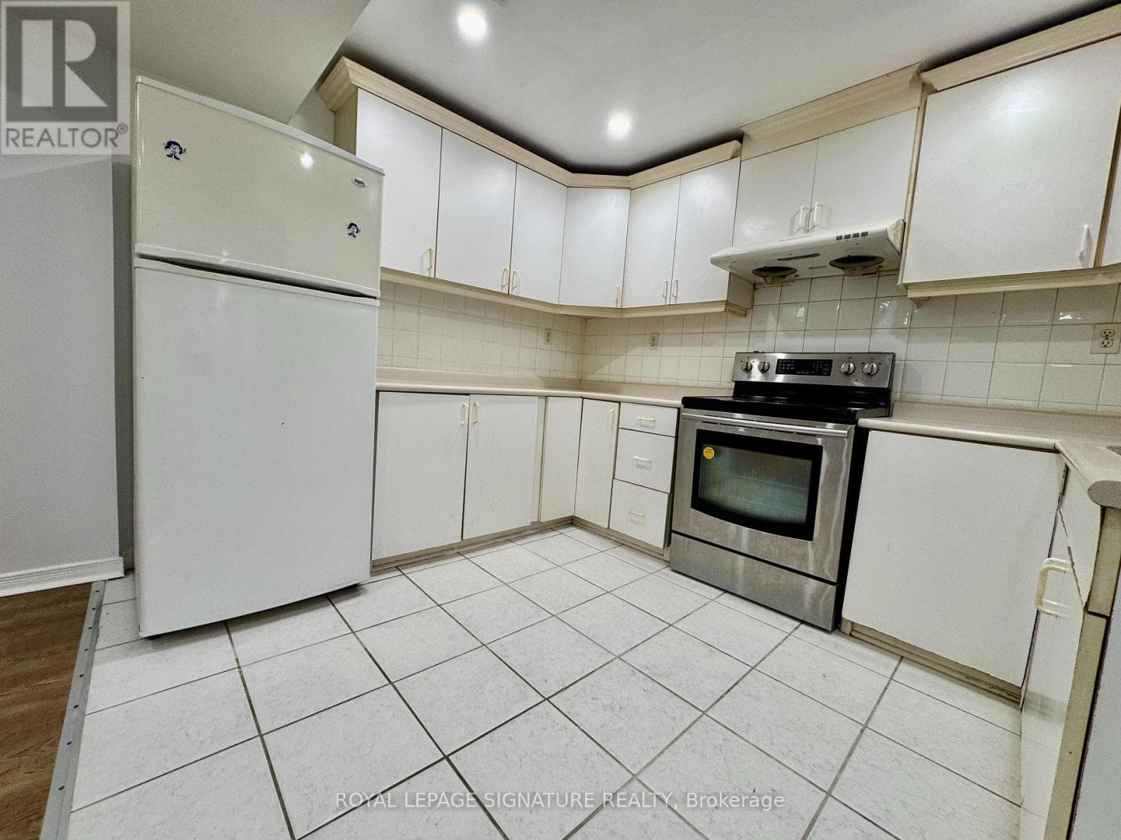Single Family at Bsmt- 7 Timbers Circle, Markham (Milliken Mills East), Ontario - Photo 7 - RE/MAX Garden City Realty