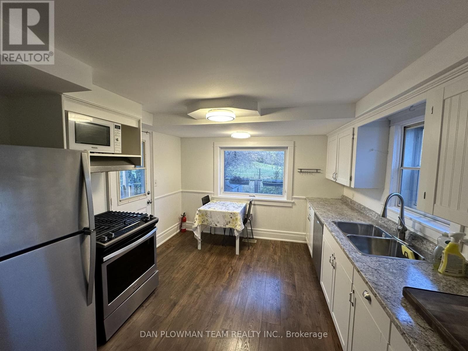 Single Family at 167 Nassau Street, Oshawa (Vanier), Ontario - Photo 8 - RE/MAX Garden City Realty