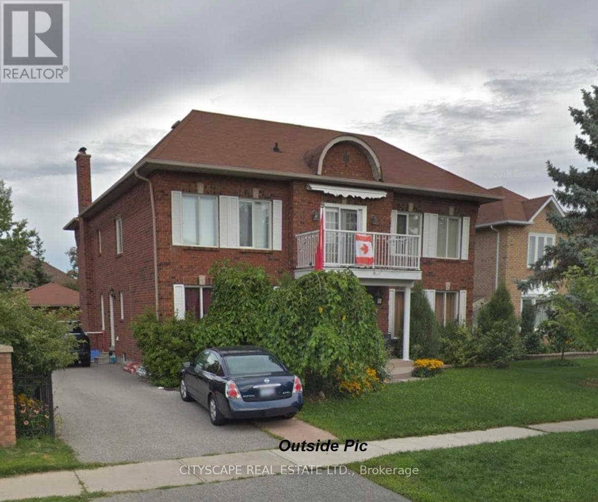 3 Leah Crescent