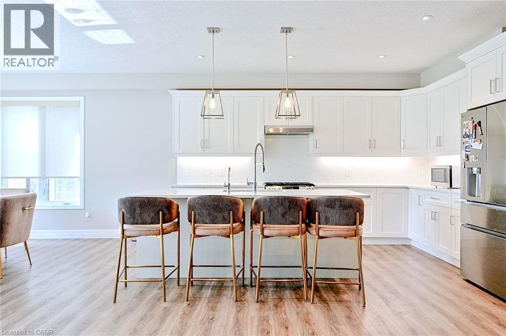 Single Family at 249 LADYSLIPPER Drive, Waterloo, Ontario - Photo 7 - RE/MAX Garden City Realty
