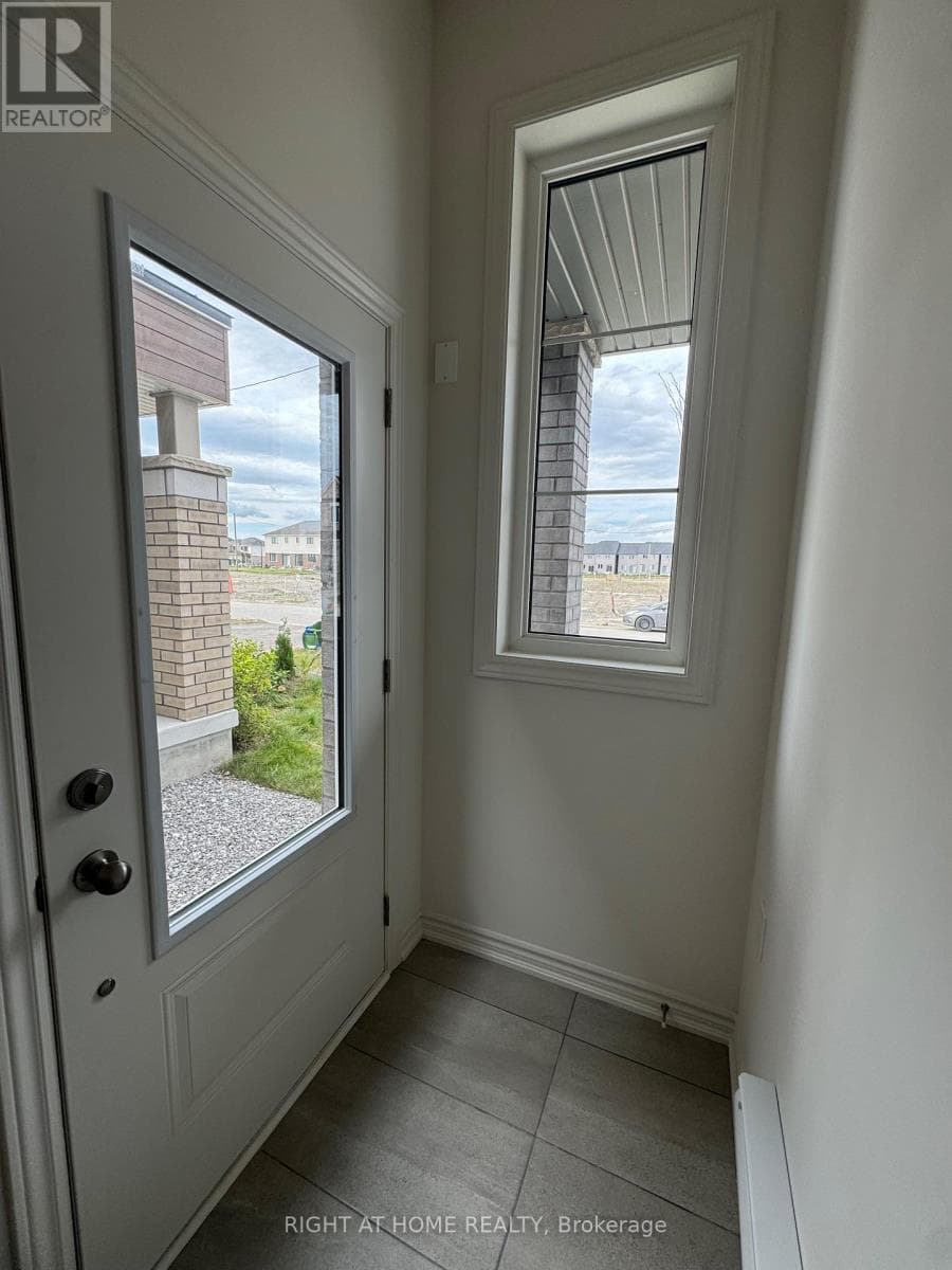Multi-family at # B- 60 Debois Street, Kawartha Lakes (Lindsay), Ontario - Photo 4 - RE/MAX Garden City Realty