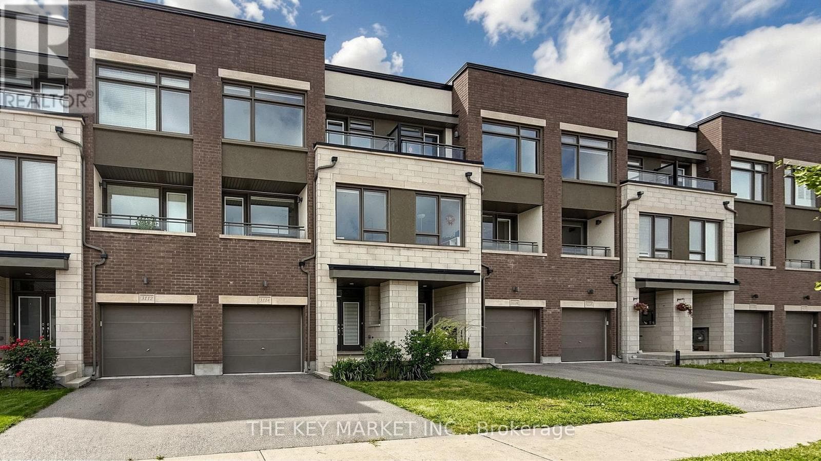 Single Family at 3114 Ernest Appelbe Boulevard, Oakville (GO Glenorchy), Ontario - Photo 2 - RE/MAX Garden City Realty