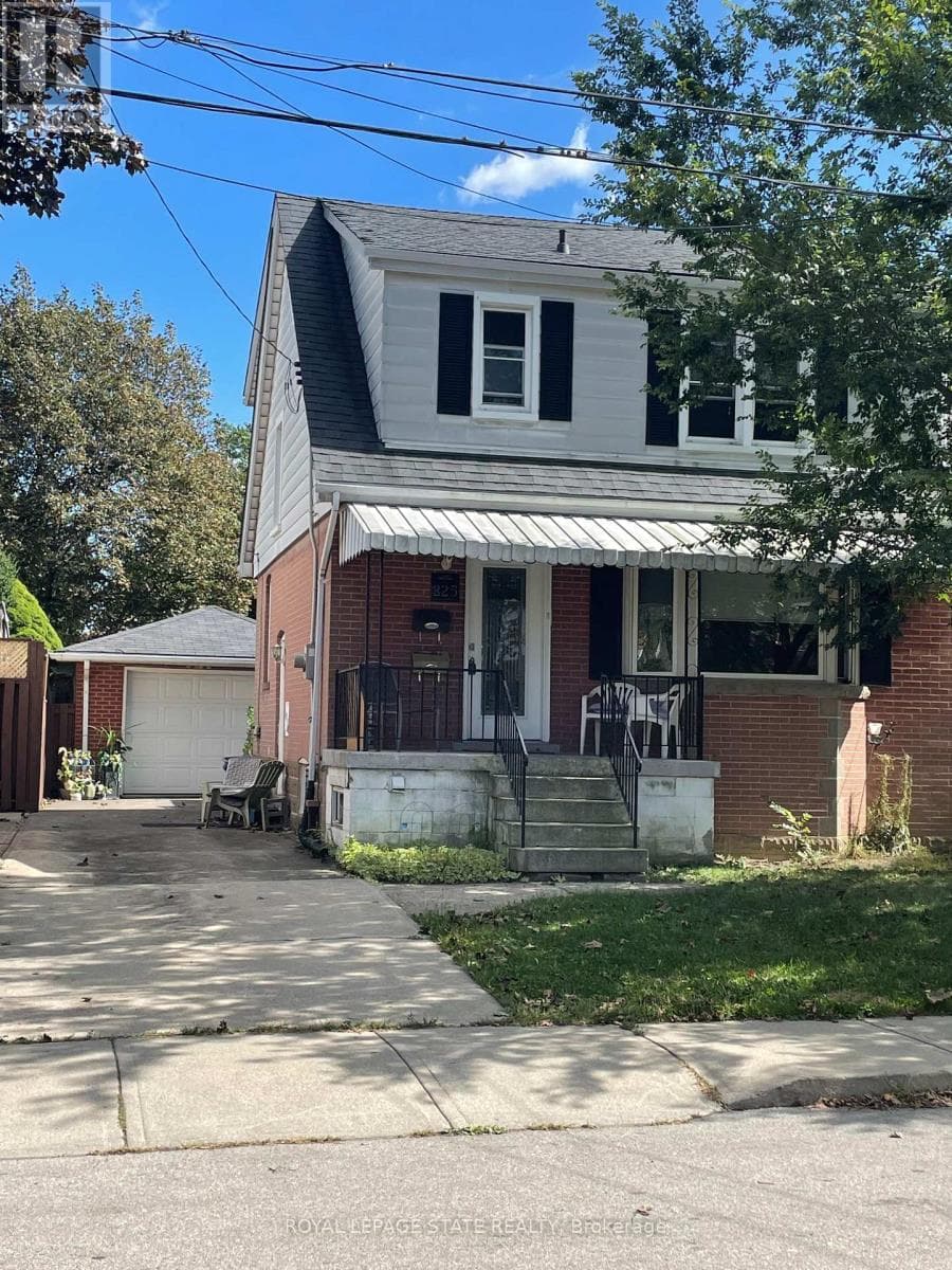 Upper- 225 East 14th Street