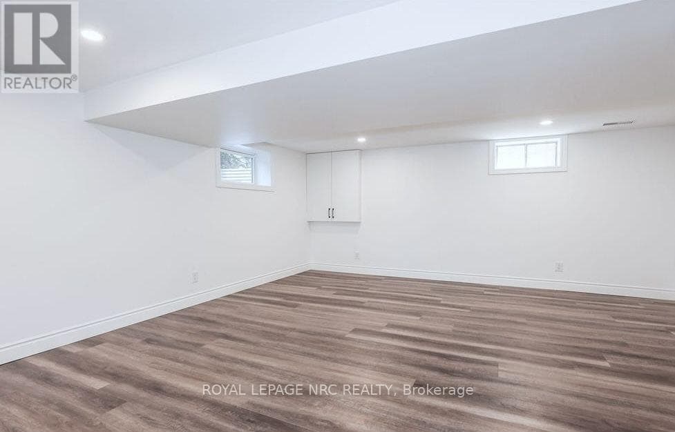 Single Family at Lower- 125 Meredith Drive, St. Catharines (Carlton/Bunting), Ontario - Photo 7 - RE/MAX Garden City Realty