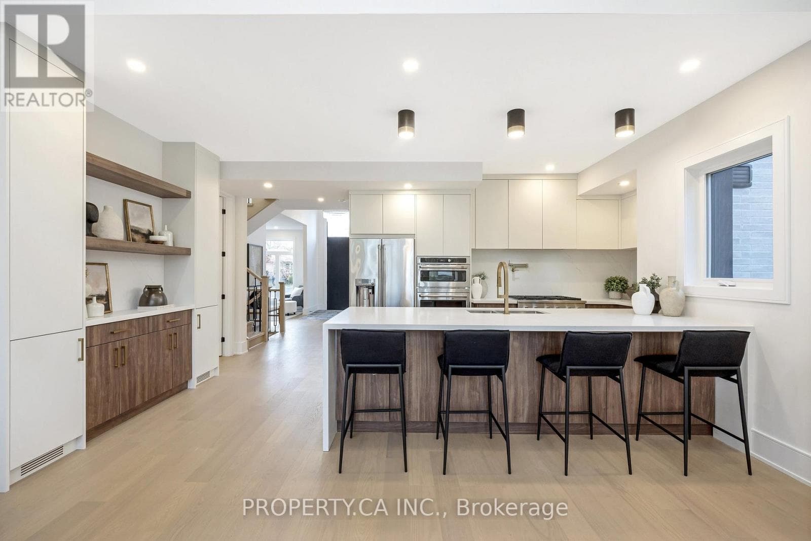 348 Kingsleigh Court