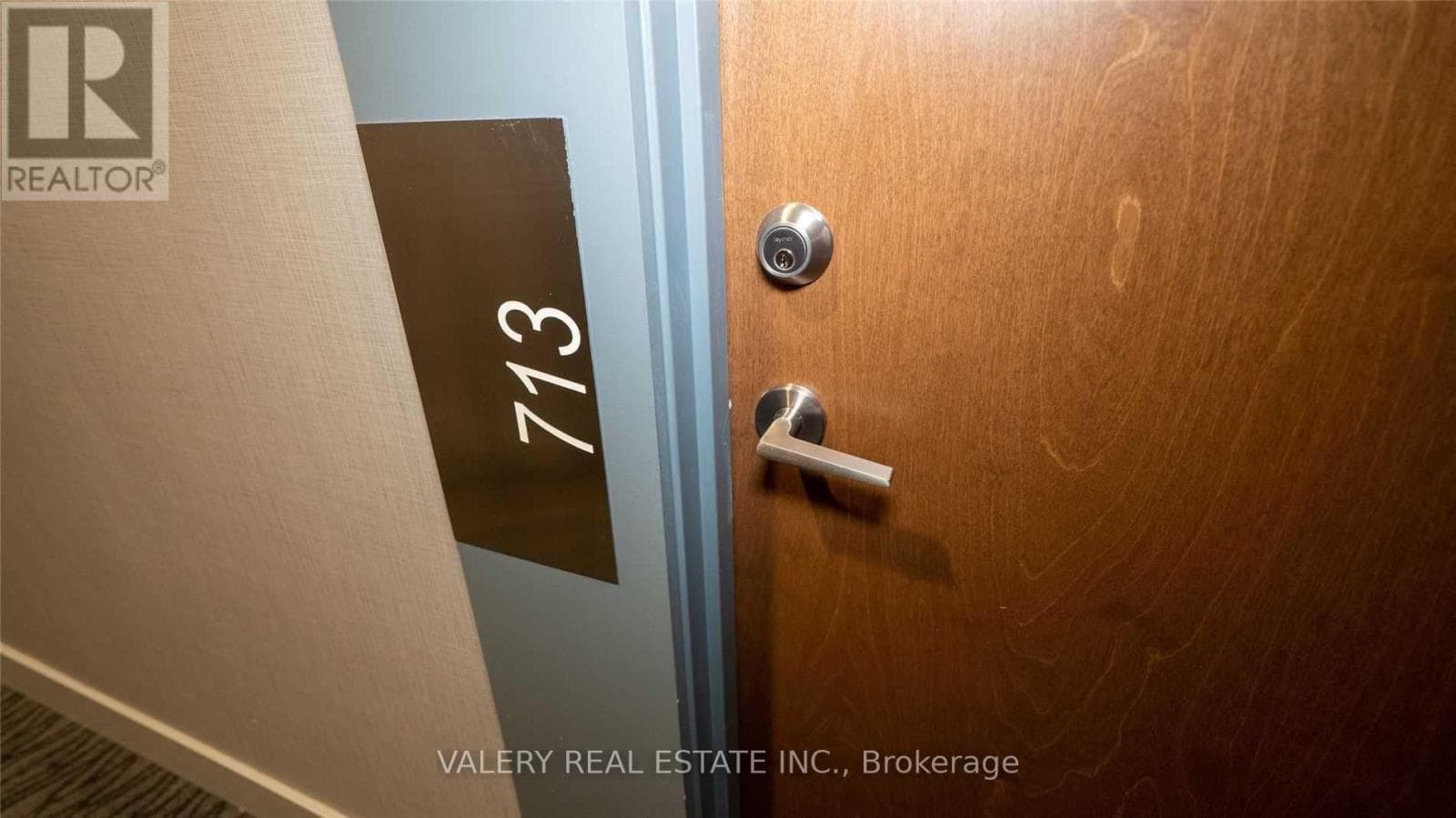 Single Family at 713- 2220 Lake Shore Boulevard, Toronto (Mimico), Ontario - Photo 5 - RE/MAX Garden City Realty