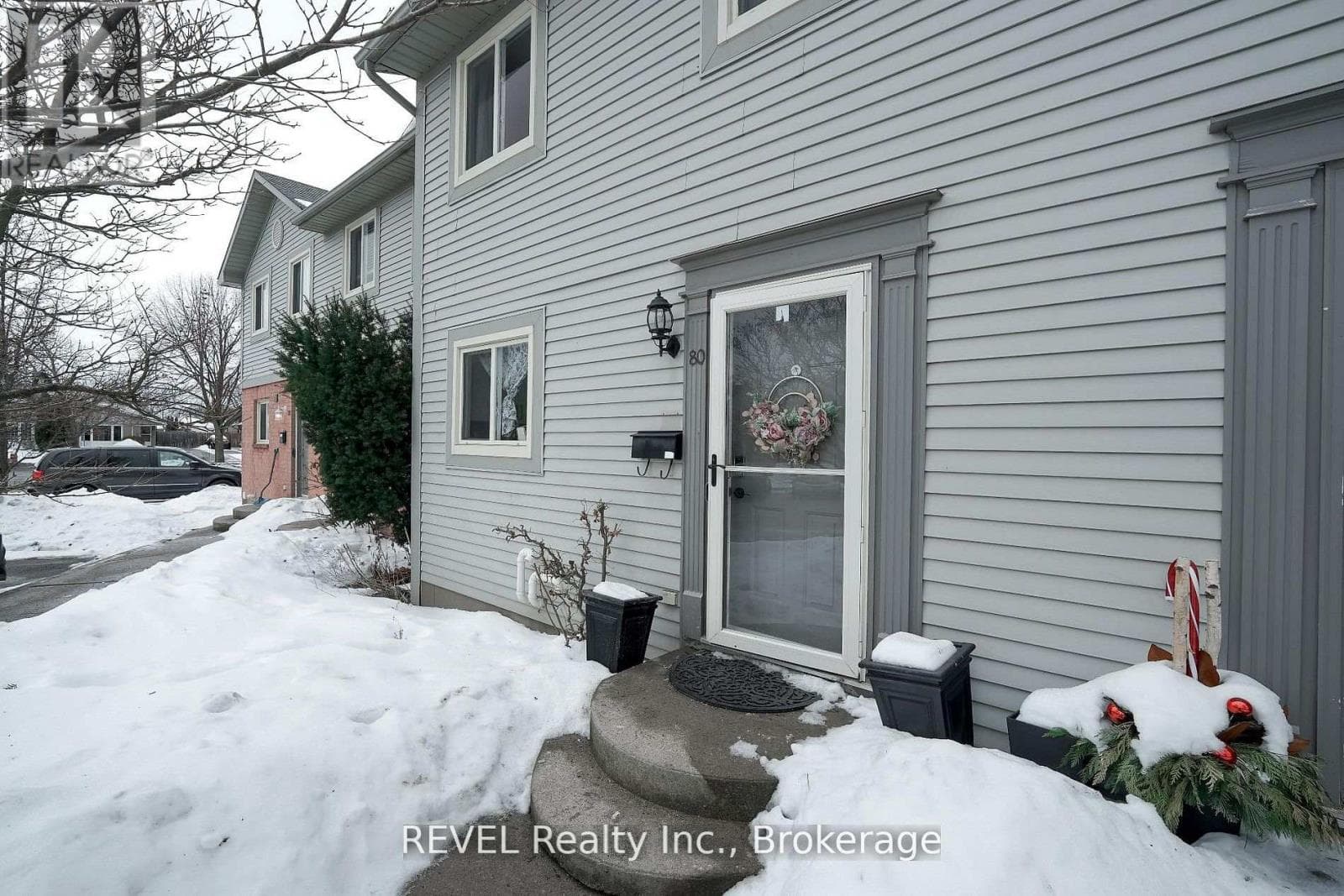 Single Family at 80- 65 Dorchester Boulevard, St. Catharines (Carlton/Bunting), Ontario - Photo 2 - RE/MAX Garden City Realty