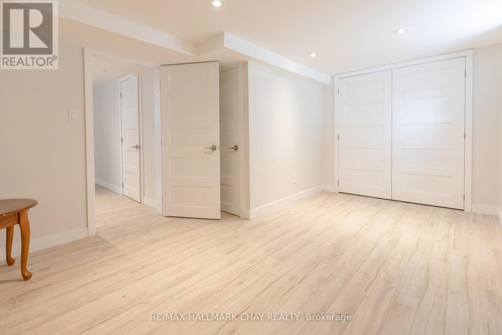 Single Family at 137 Clapperton Street, Barrie (Wellington), Ontario - Photo 10 - RE/MAX Garden City Realty
