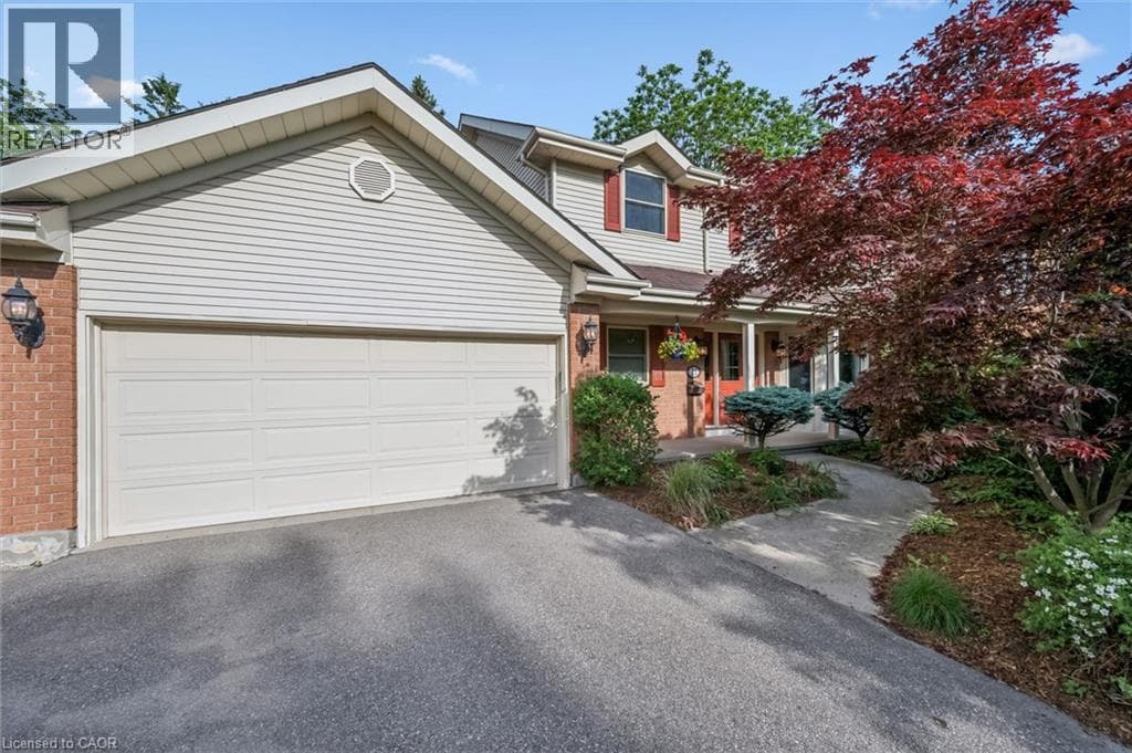 21 TINATAWA Court