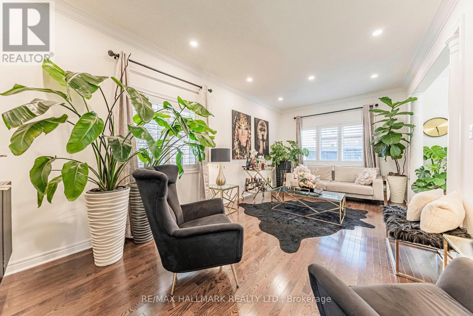 Single Family at #Main- 388 Kwapis Boulevard, Newmarket (Woodland Hill), Ontario - Photo 4 - RE/MAX Garden City Realty