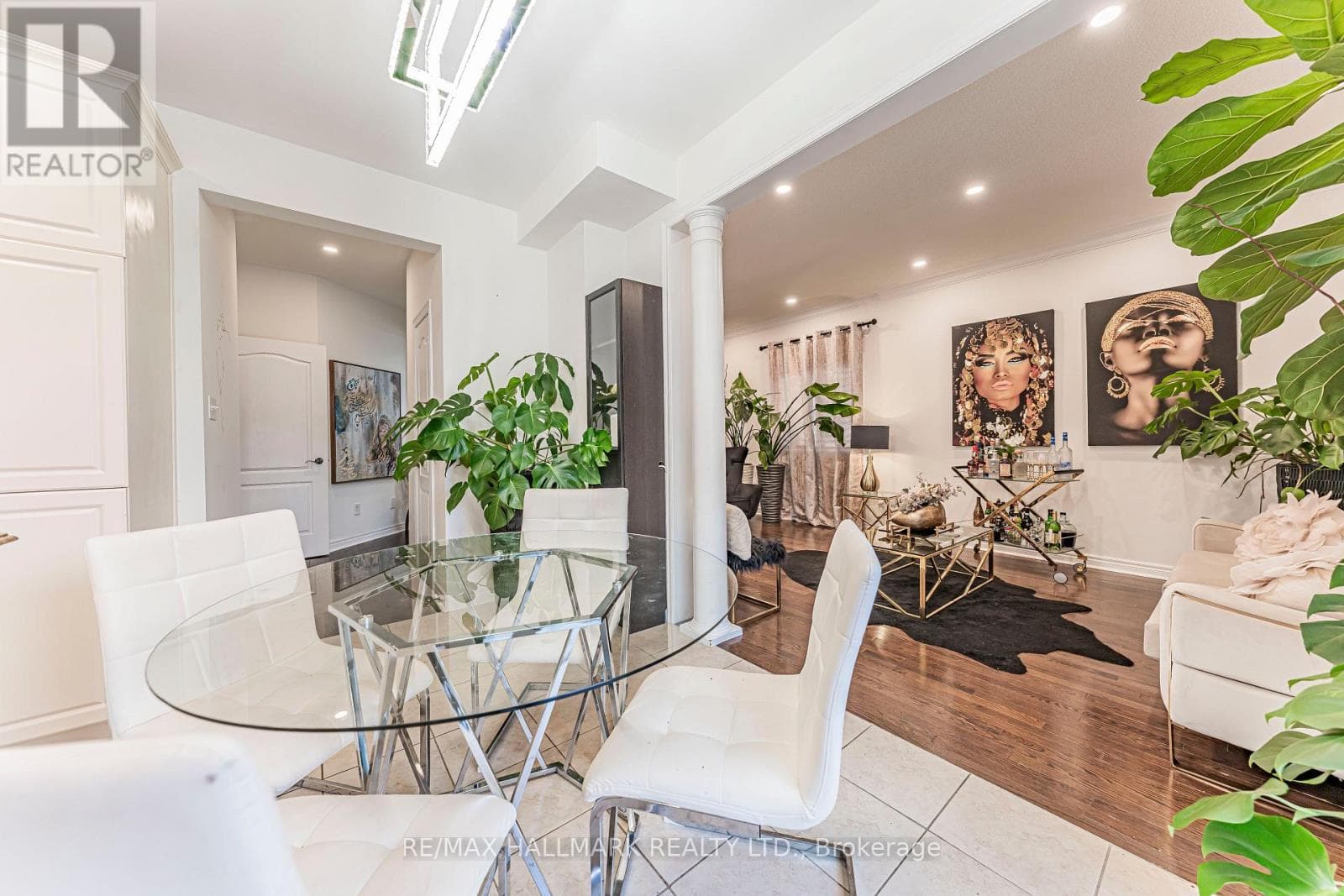 Single Family at #Main- 388 Kwapis Boulevard, Newmarket (Woodland Hill), Ontario - Photo 6 - RE/MAX Garden City Realty