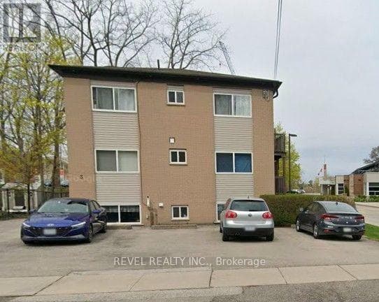 2- 3 Robinson Street