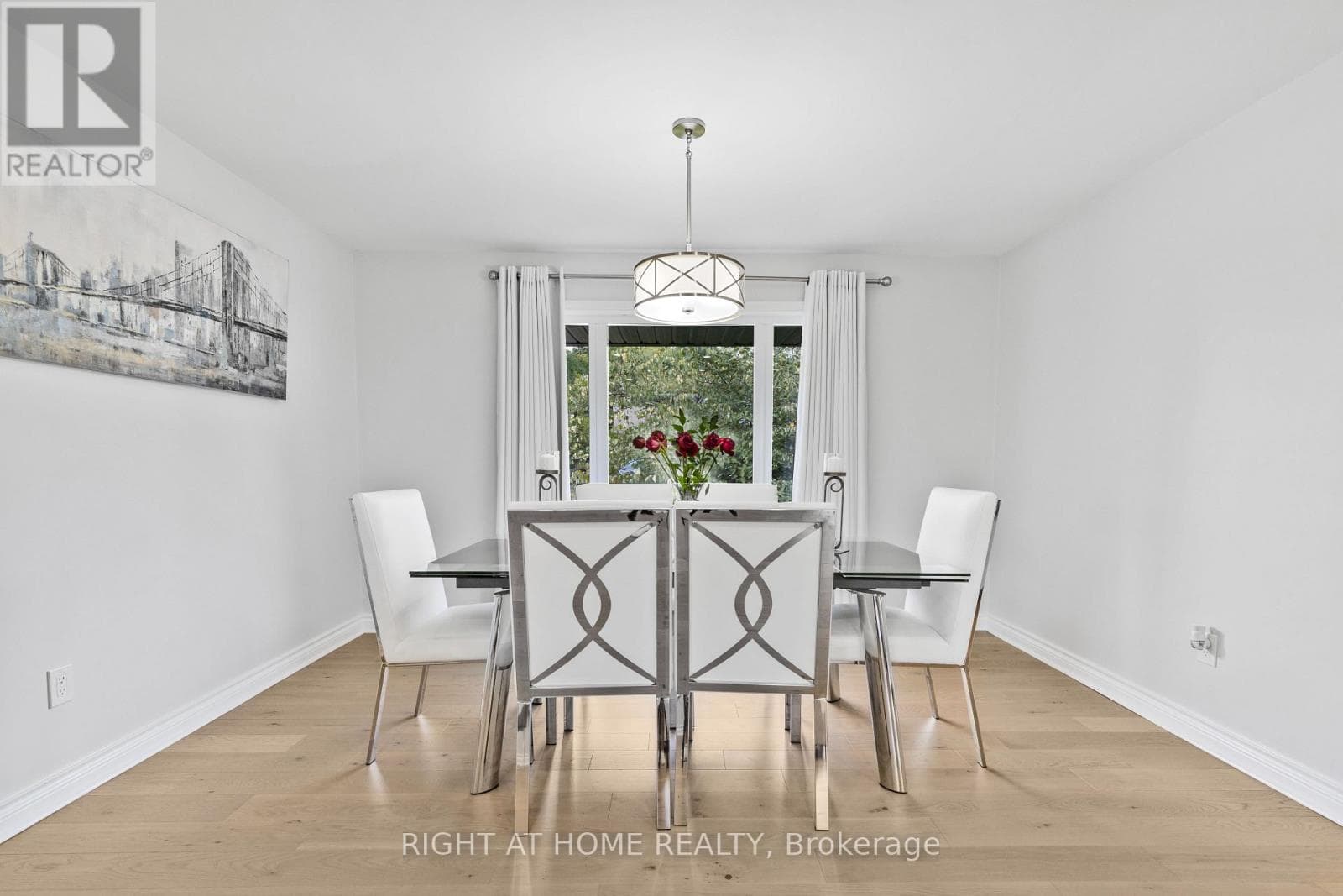 Single Family at 23 Riverview Boulevard, St. Catharines (Glendale/Glenridge), Ontario - Photo 7 - RE/MAX Garden City Realty