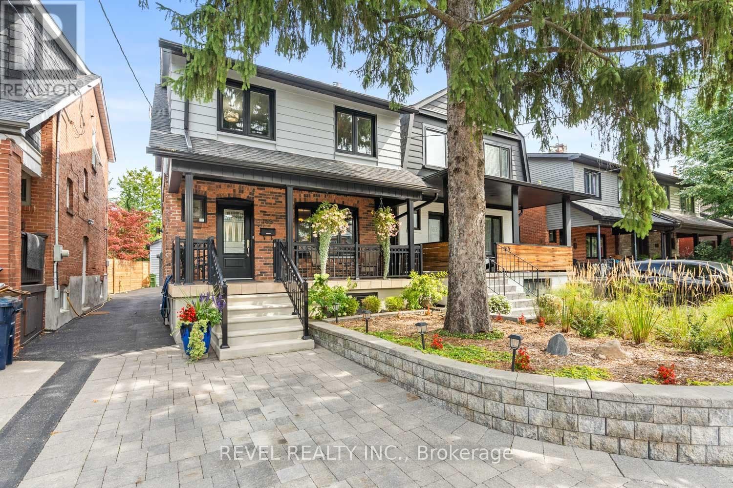 165 Northcliffe Boulevard