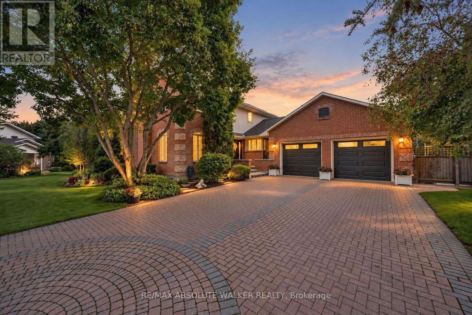 Single Family at 7040 Shadow Ridge Drive, Ottawa, Ontario - Photo 2 - RE/MAX Garden City Realty