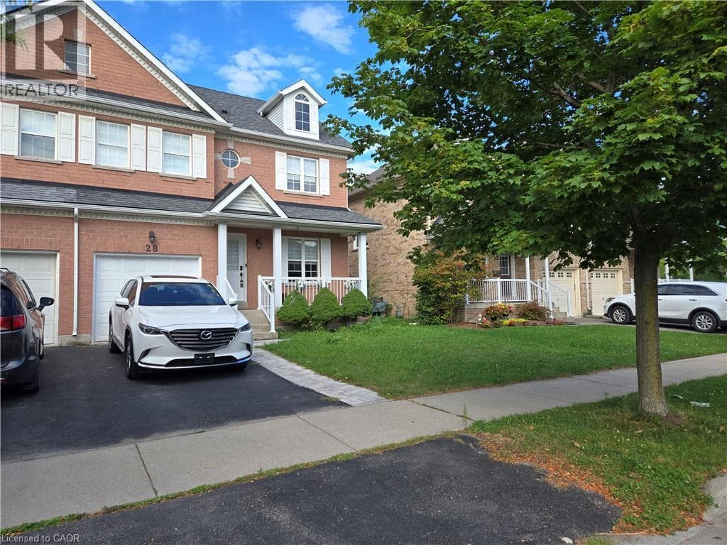 28 NIAGARA ON THE GREEN Boulevard