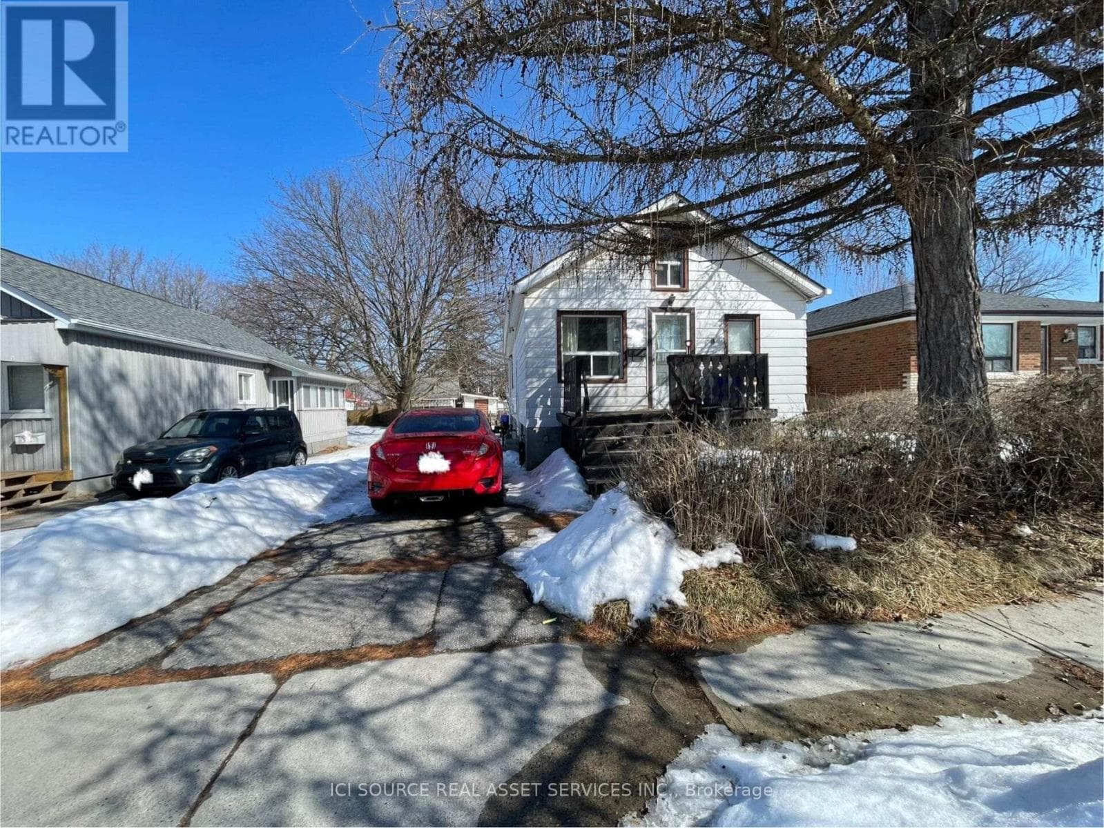 547 Montrave Avenue