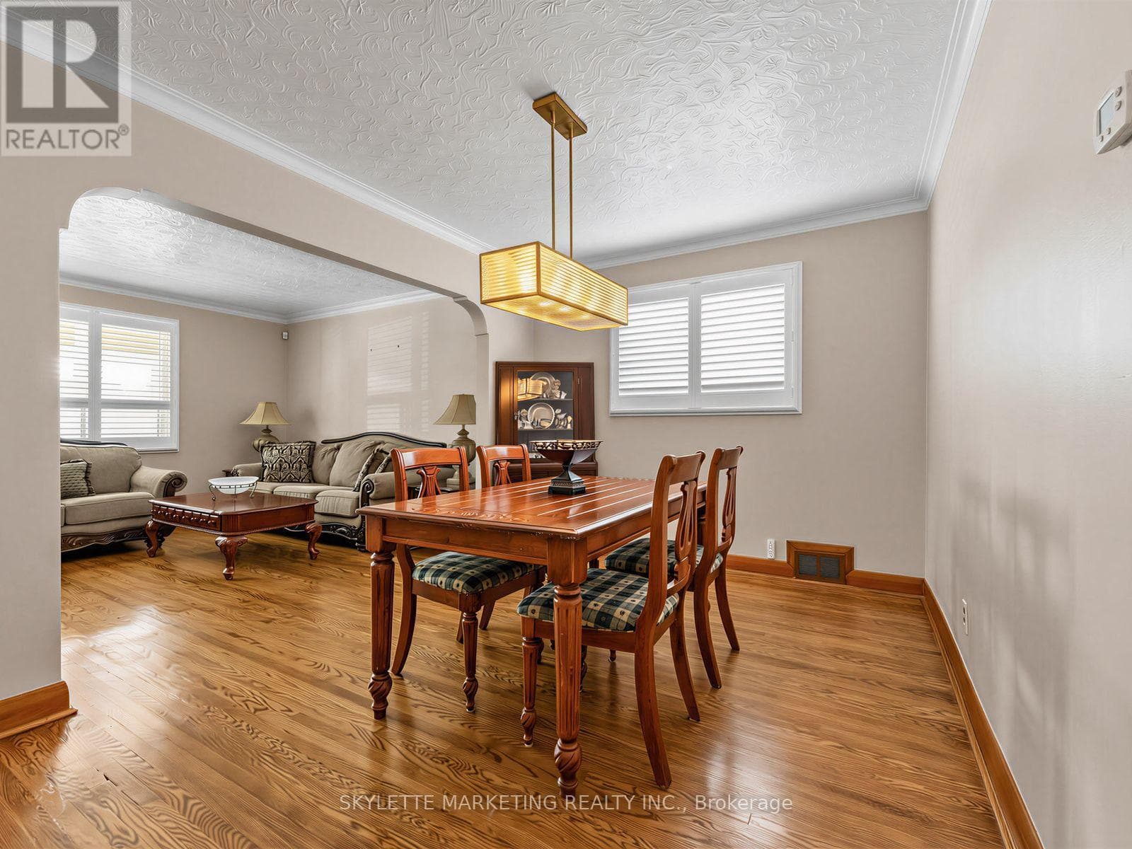 Single Family at 14 Bardwell Crescent, Toronto (Wexford-Maryvale), Ontario - Photo 10 - RE/MAX Garden City Realty